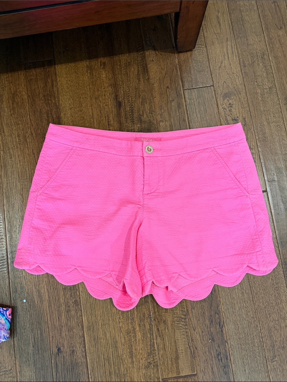 Lilly Pulitzer Bright Pink Scalloped Hem Shorts